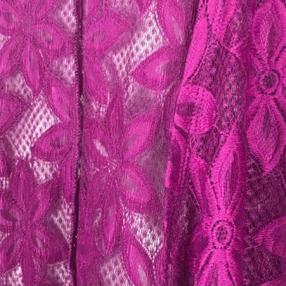 Lularoe Lindsay Top | RETIRED | 🎁 w/all orders! - Picture 3 of 3